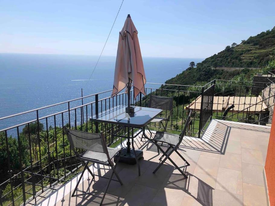Orangehouse Cinque Terre. Private Parking Villa ริโอมัจโจเร ภายนอก รูปภาพ