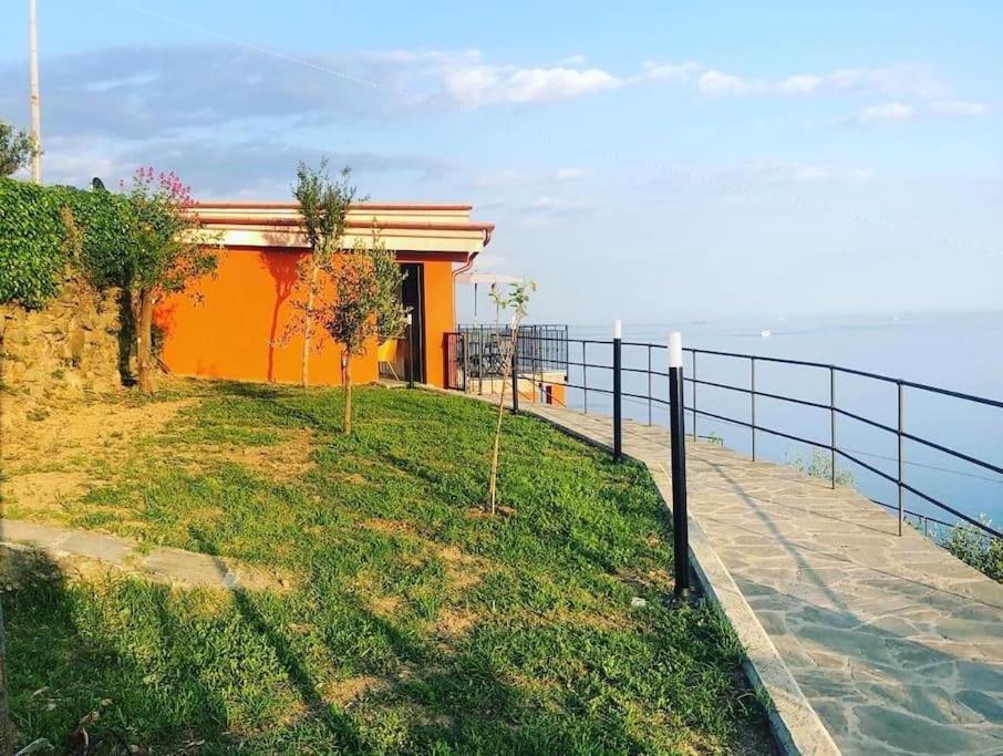 Orangehouse Cinque Terre. Private Parking Villa ริโอมัจโจเร ภายนอก รูปภาพ