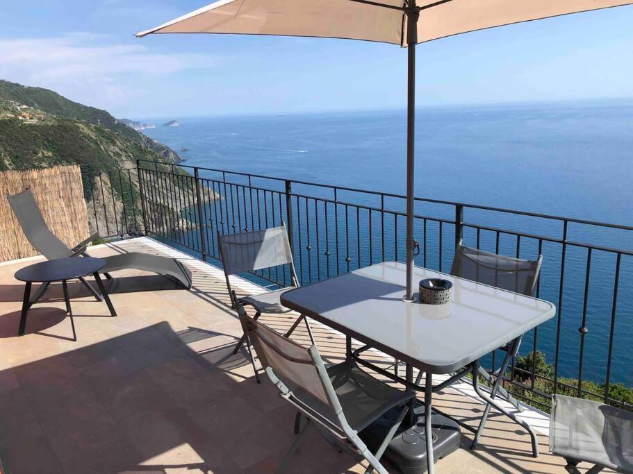 Orangehouse Cinque Terre. Private Parking Villa ริโอมัจโจเร ภายนอก รูปภาพ